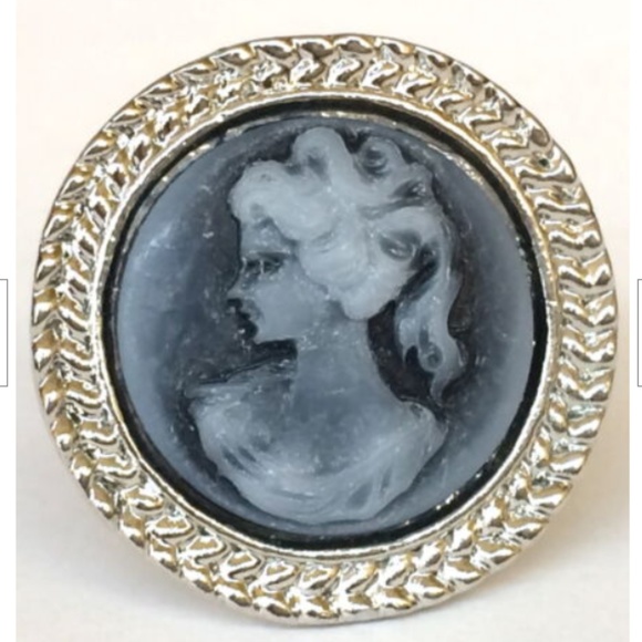Cameo Cocktail Ring Size 6 8 9 10 Silver Plated Vintage Victorian Deco Lady Gray - Picture 6 of 8